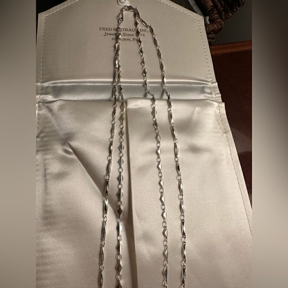 Stella & Dot Aurelia Mother of Pearl Drop Pendant necklace and earrings - Picture 6 of 8